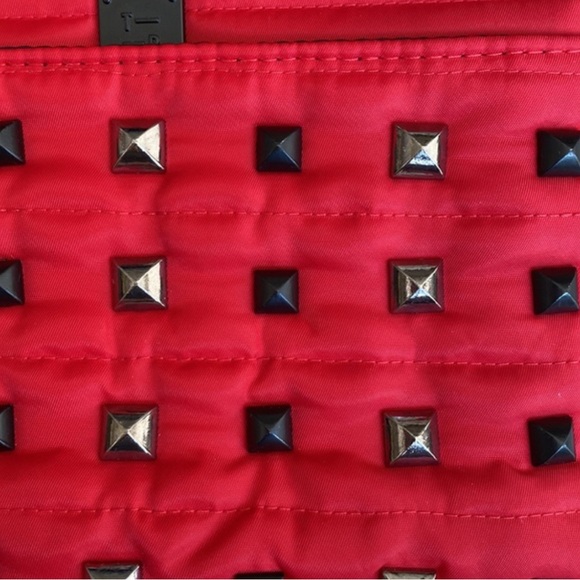 Think Royln Studded Bum Bag Lipstick Red New with Tags
Perfect Holiday Gift - Picture 4 of 6